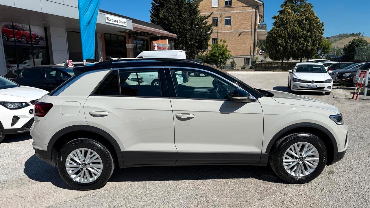 Volkswagen T-Roc 1.0 TSI Life