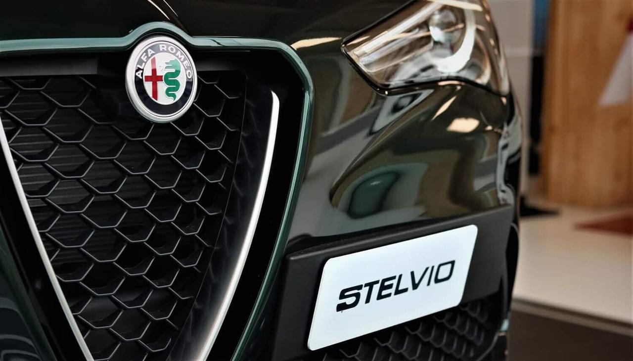 Alfa Romeo Stelvio 210 CV AT8 Q4 Ti TETTO