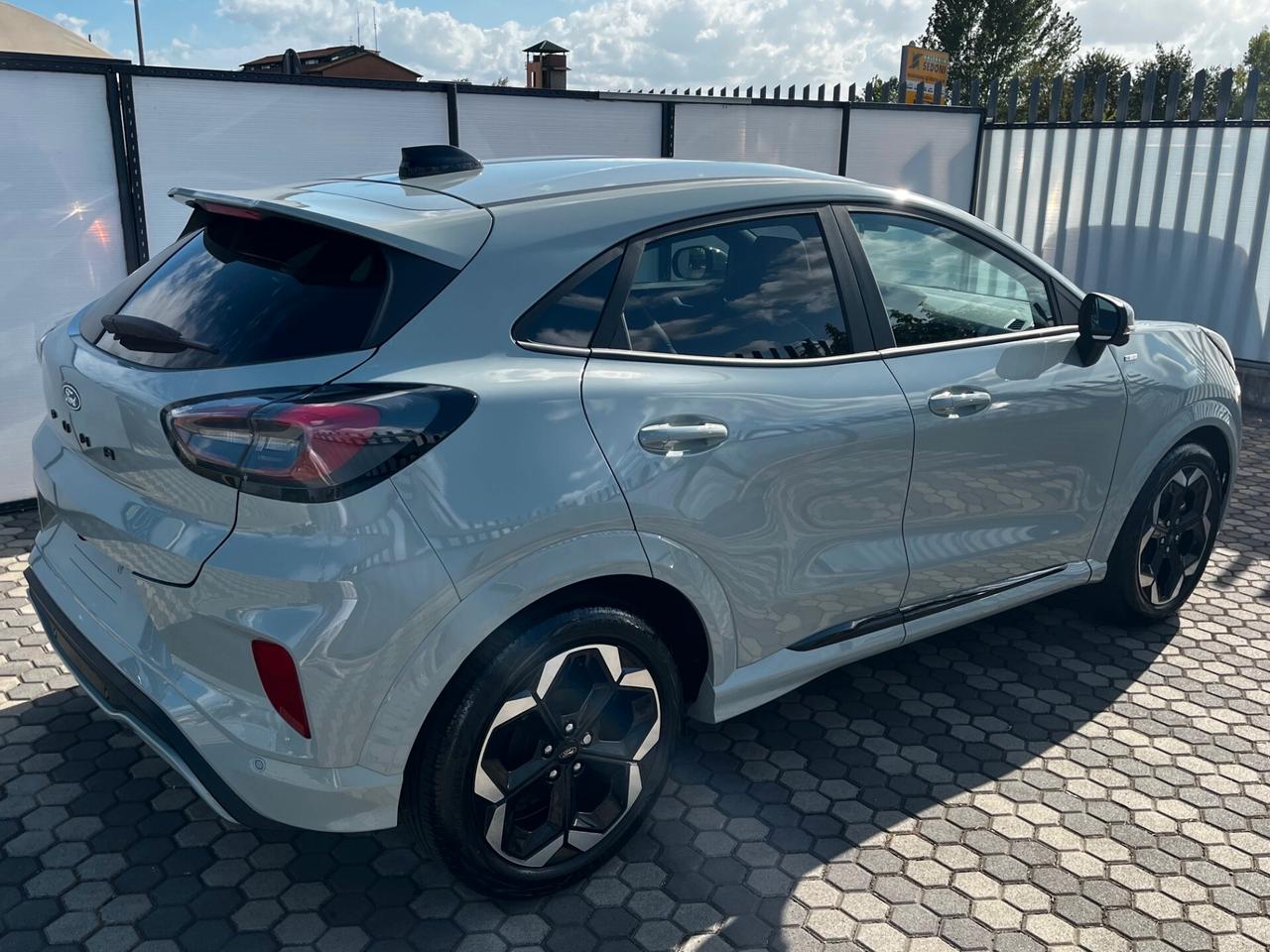Ford Puma 1.0 EcoBoost Hybrid 125 CV S&S ST-Line X