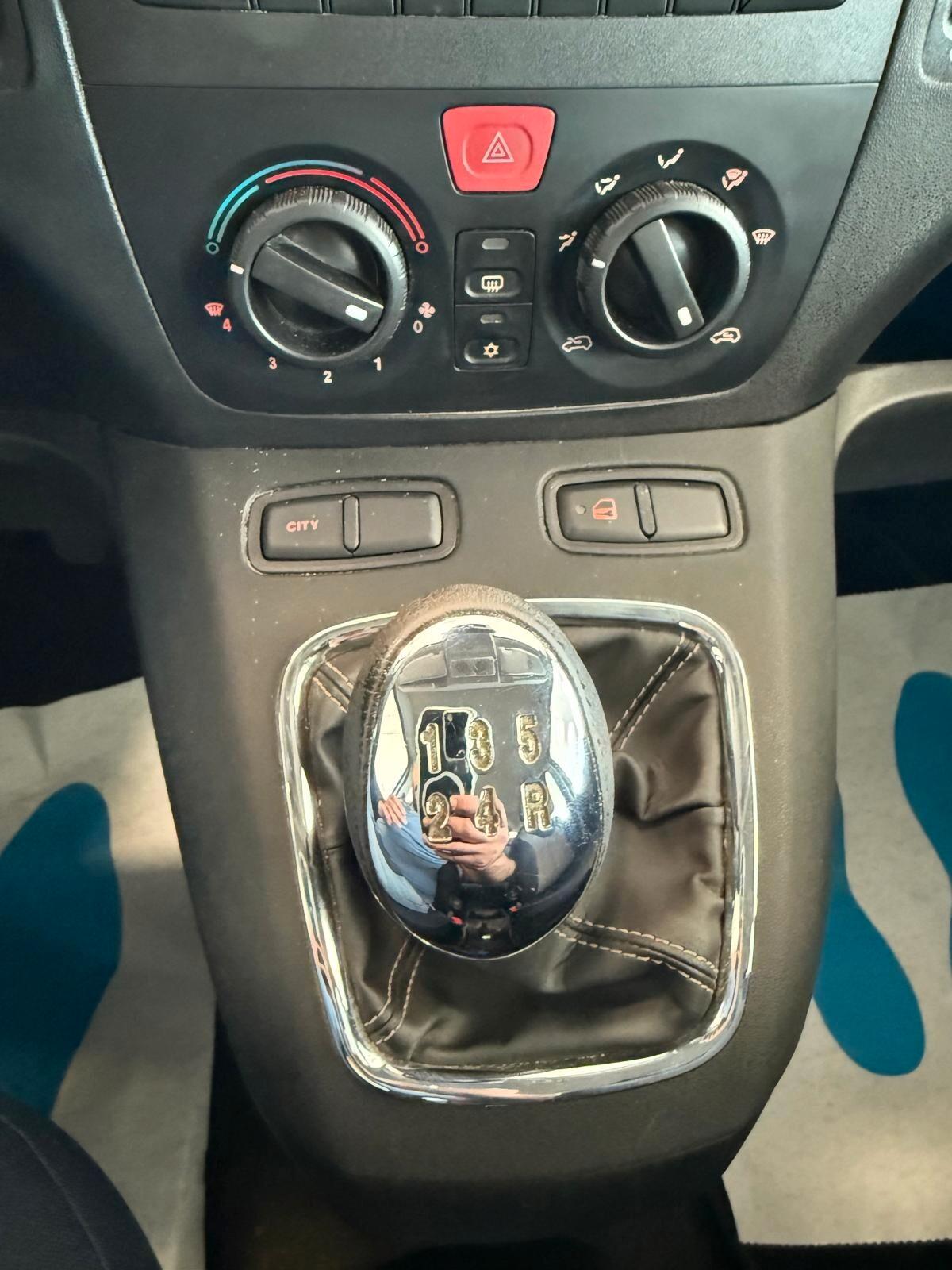 Fiat Idea 1.4 BlackEnergy GPL