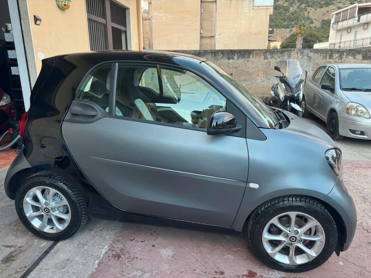 SMART FORTWO 1.0 BENZINA 71CV 2016 PASSION FULL