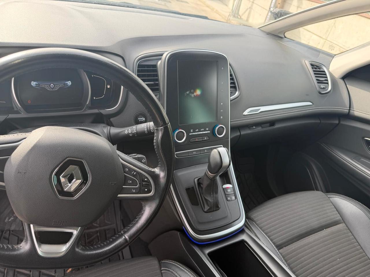 Renault Scenic DCI 8V 110CV EDC Energy Bose