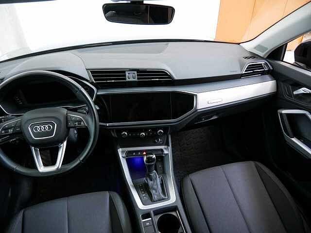 Audi Q3 35 TFSI 150cv MHEV Stronic Business