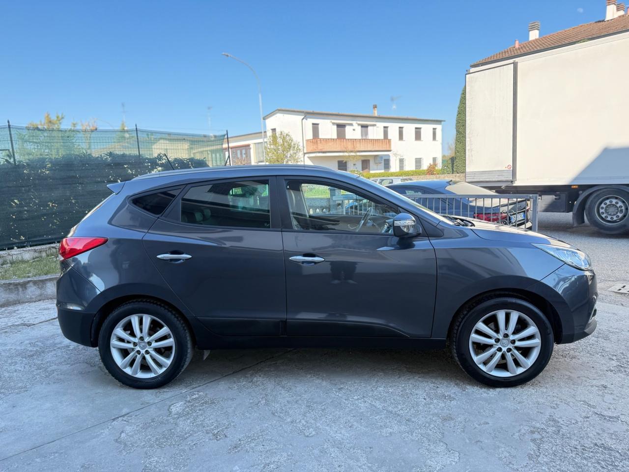 Hyundai iX35 2.0 CRDi 184CV 4WD 4x4 Automatic 2012