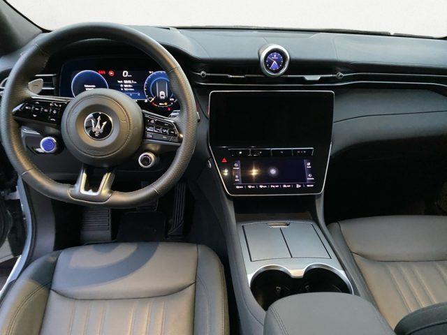 MASERATI Grecale MHEV 300 CV AWD GT