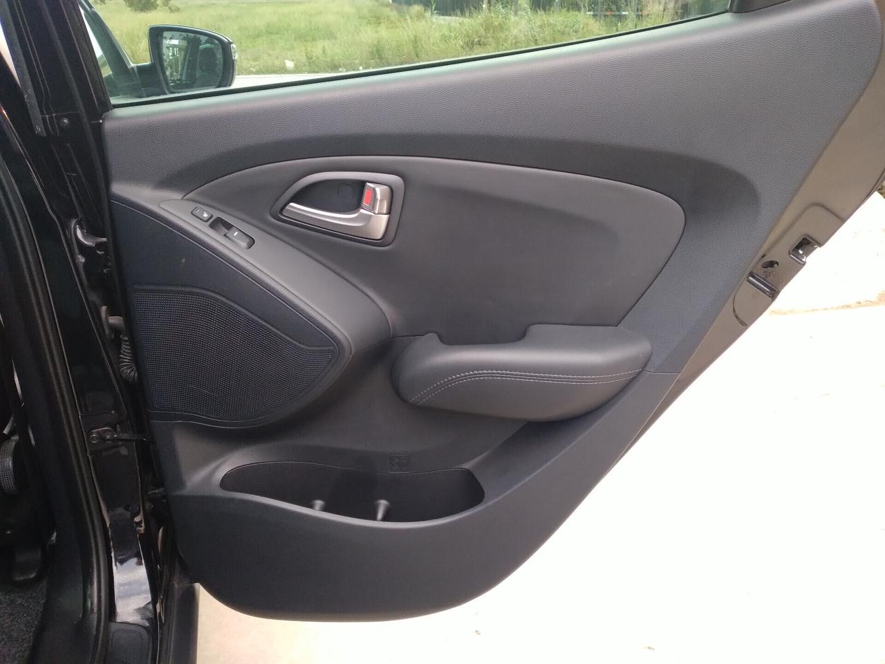 Hyundai iX35 1.7 CRDi 2WD Xpossible