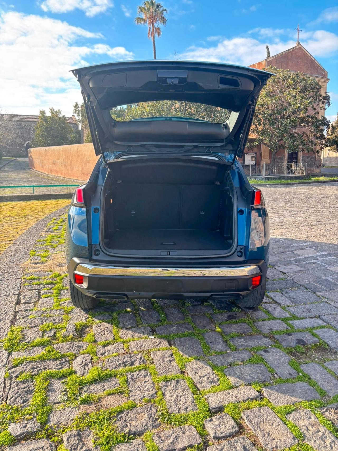 Peugeot 3008 BlueHDi 130 S&S EAT8 Active Pack