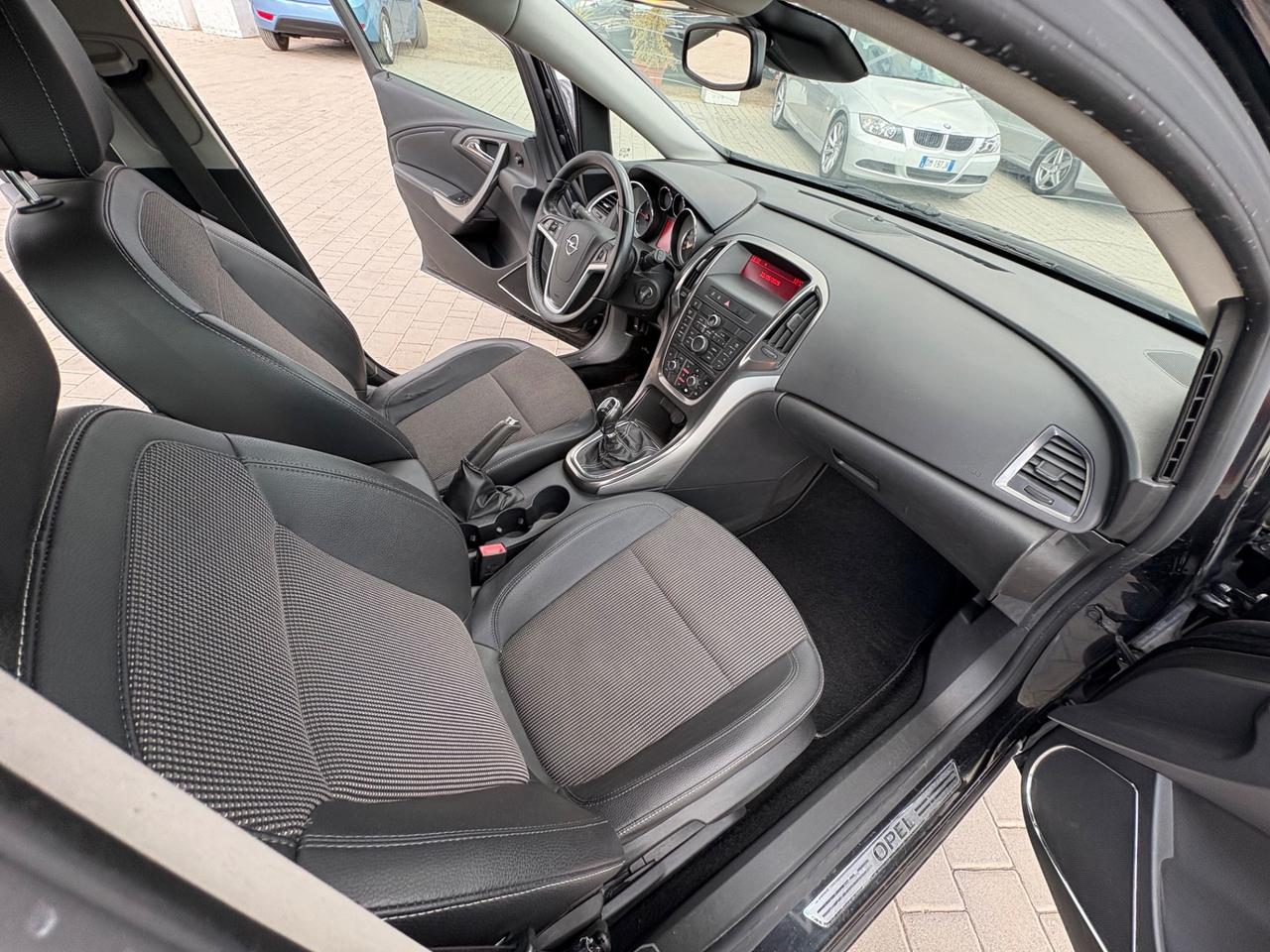 Opel Astra 1.7 CDTI 125CV Sports Tourer Cosmo