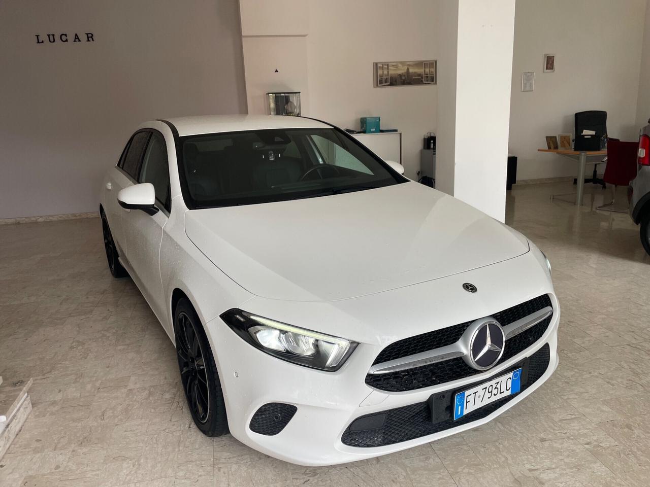 MERCEDES CLASSE A 180 D AUTOMATIC EXTRA "UNICA"