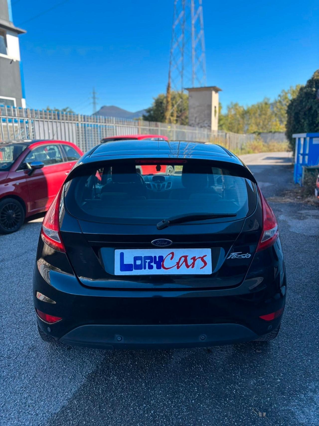 Ford Fiesta 1.4 5 porte Bz.- GPL Titanium NEOPATENTATI