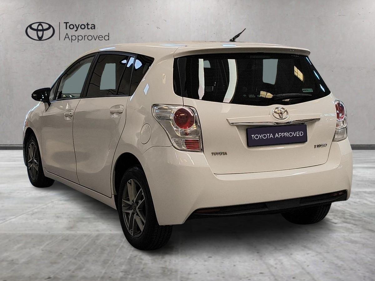 TOYOTA Verso - Verso 1.6 D-4D Cool