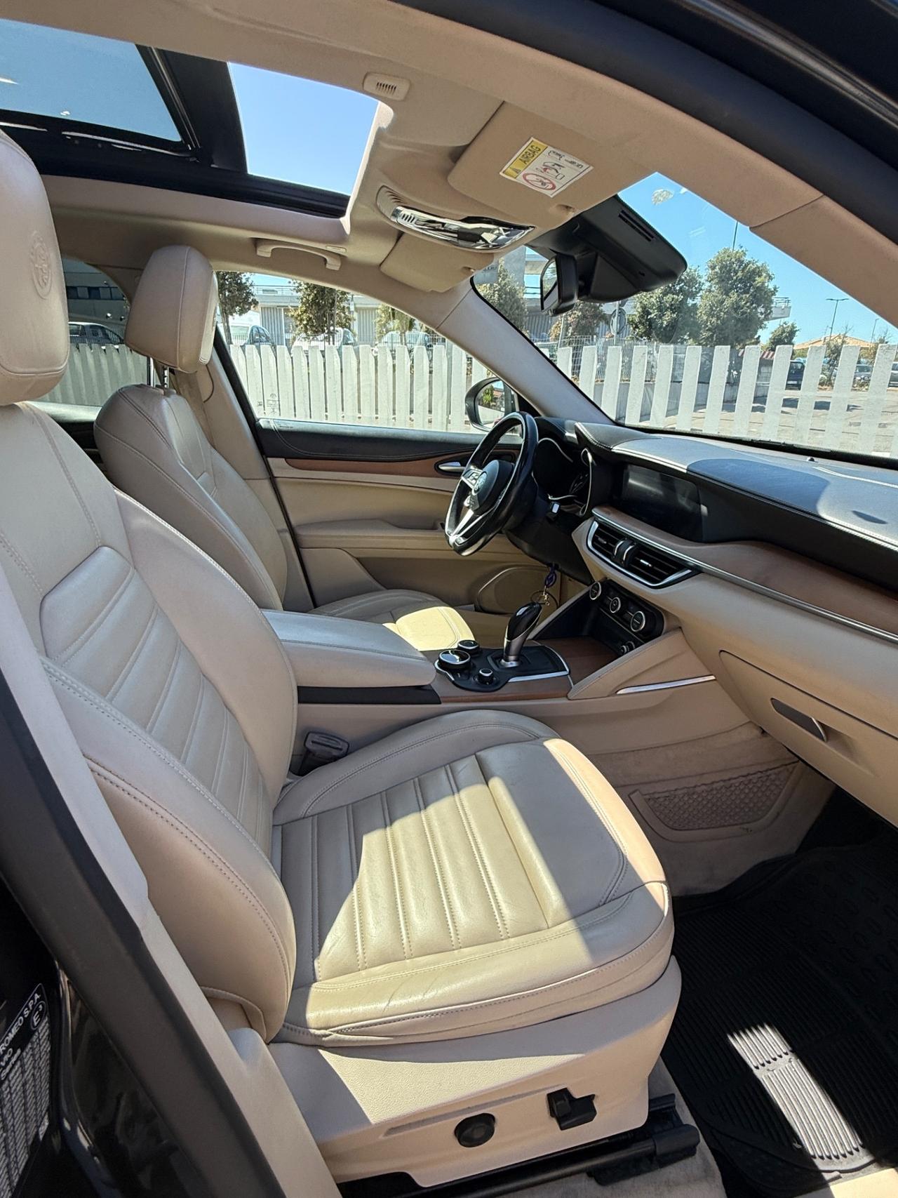 Alfa Romeo Stelvio 2.2 Turbodiesel 210 CV AT8 Q4 Super