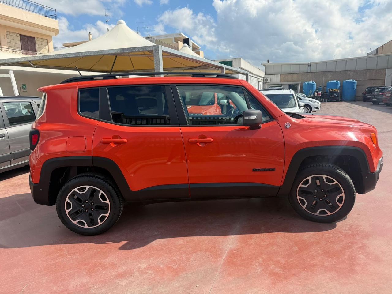 Jeep Renegade 2.0 Mjt 170CV 4WD Active Drive Low Trailhawk