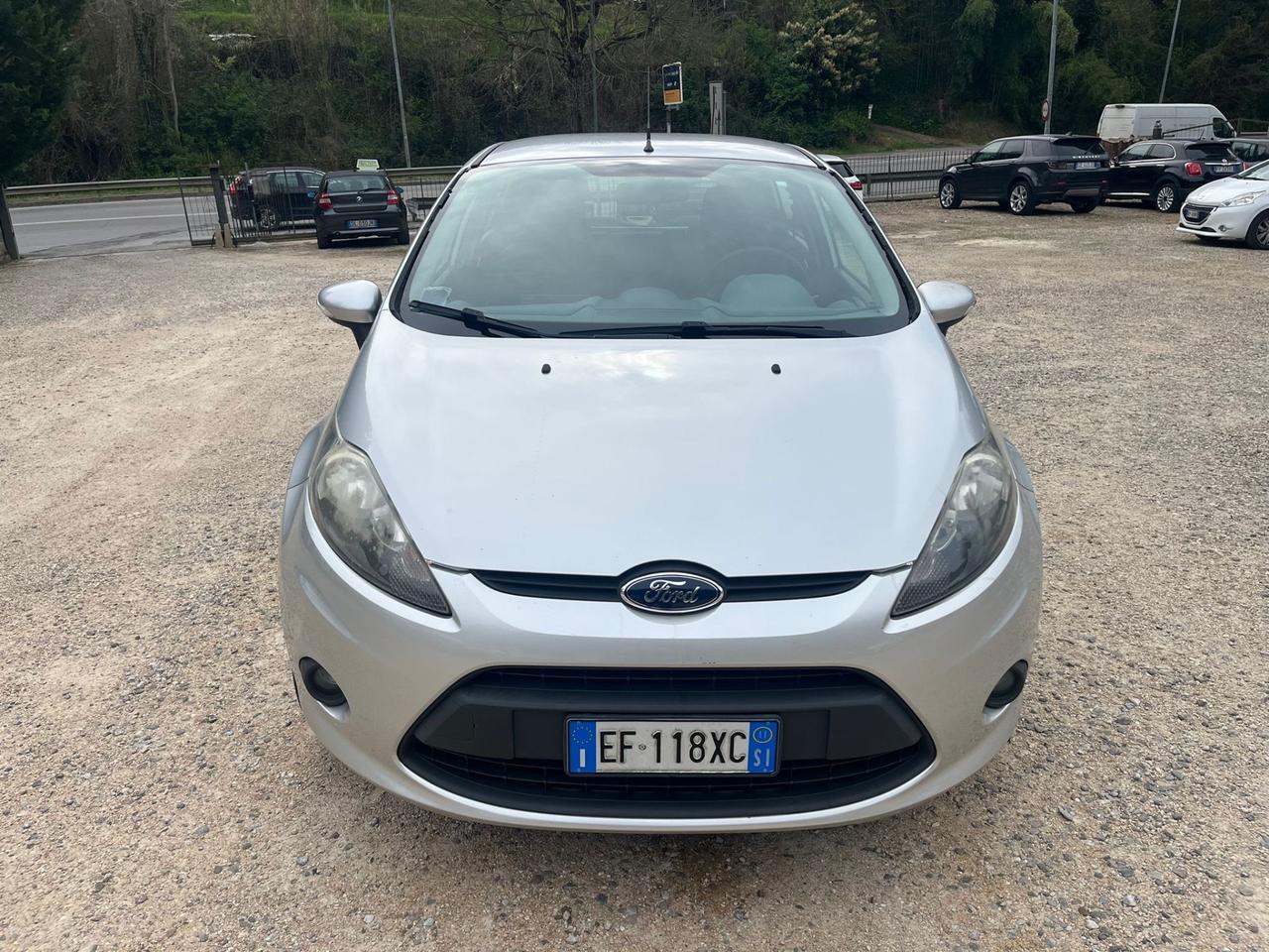 Ford Fiesta 1.2 Benzina - Neopatentati