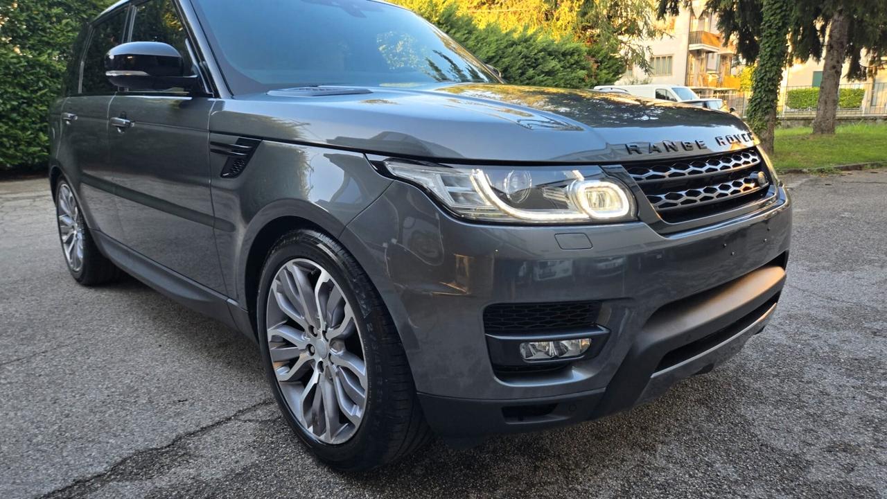 Land Rover Range Sport 3.0 TDV6 HSE Dynamic Edition Grey