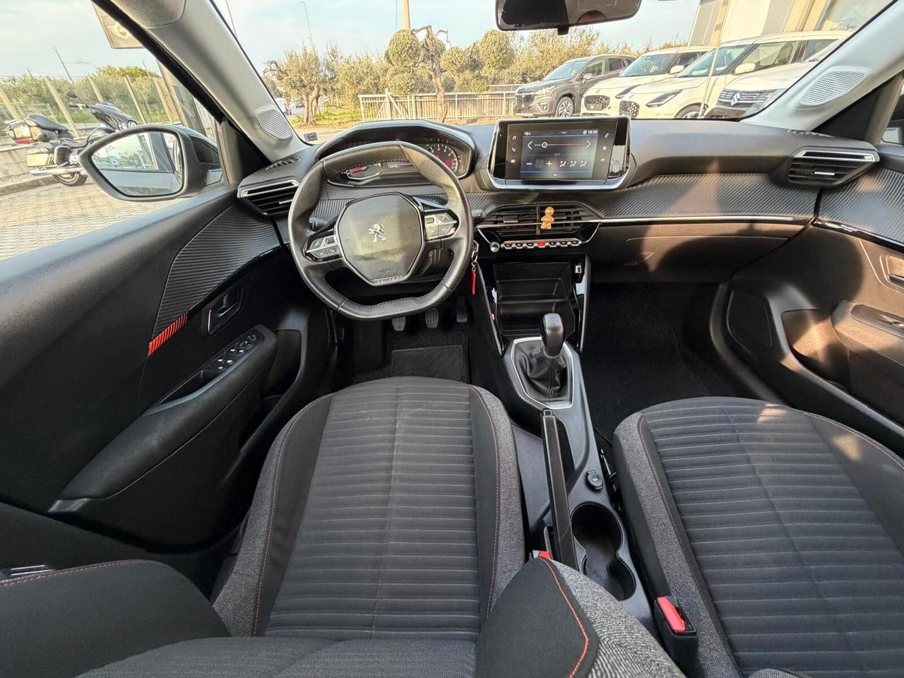 Peugeot 208 PureTech 75 Stop&Start 5 porte Like