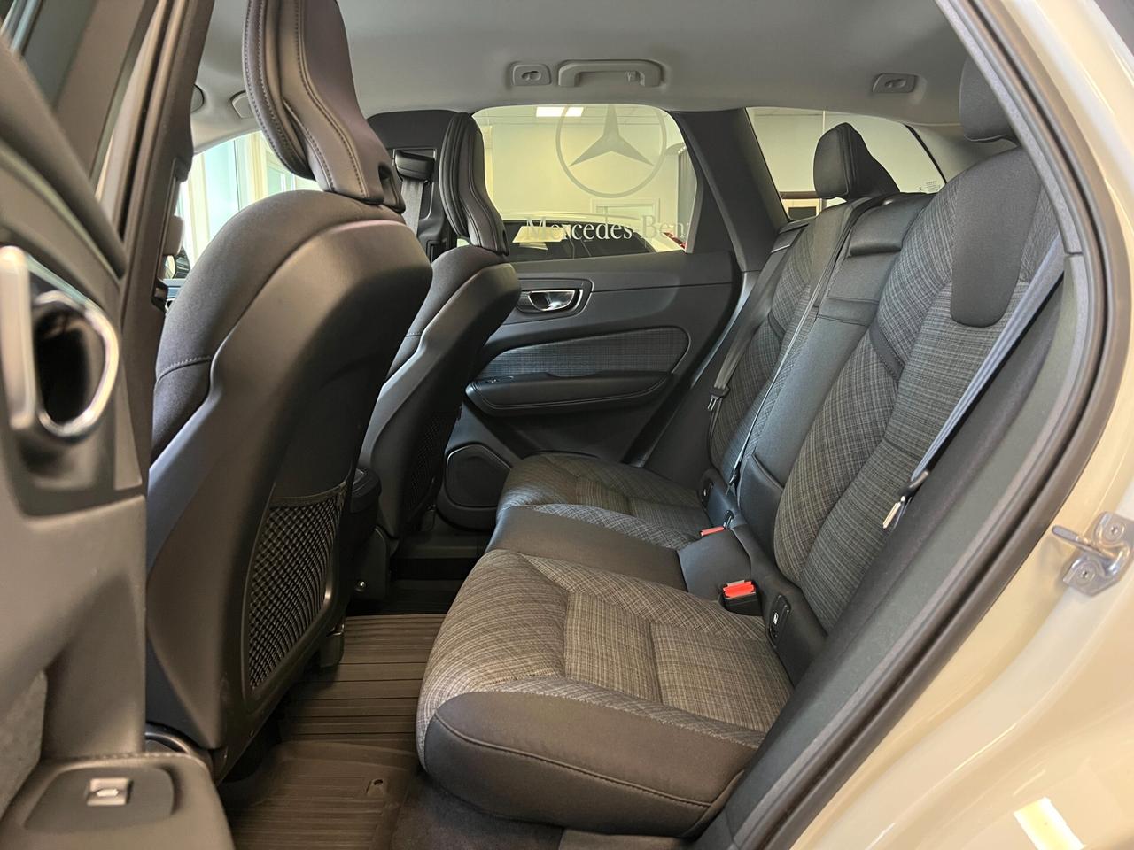 Volvo XC 60 X B4 (d) AWD Geartronic Momentum