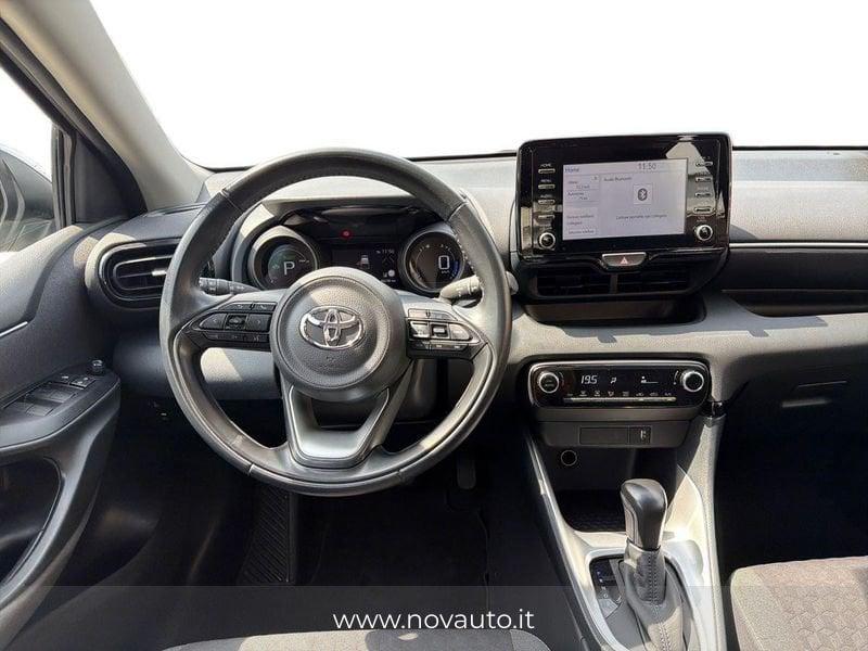 Toyota Yaris Hybrid Trend MY22