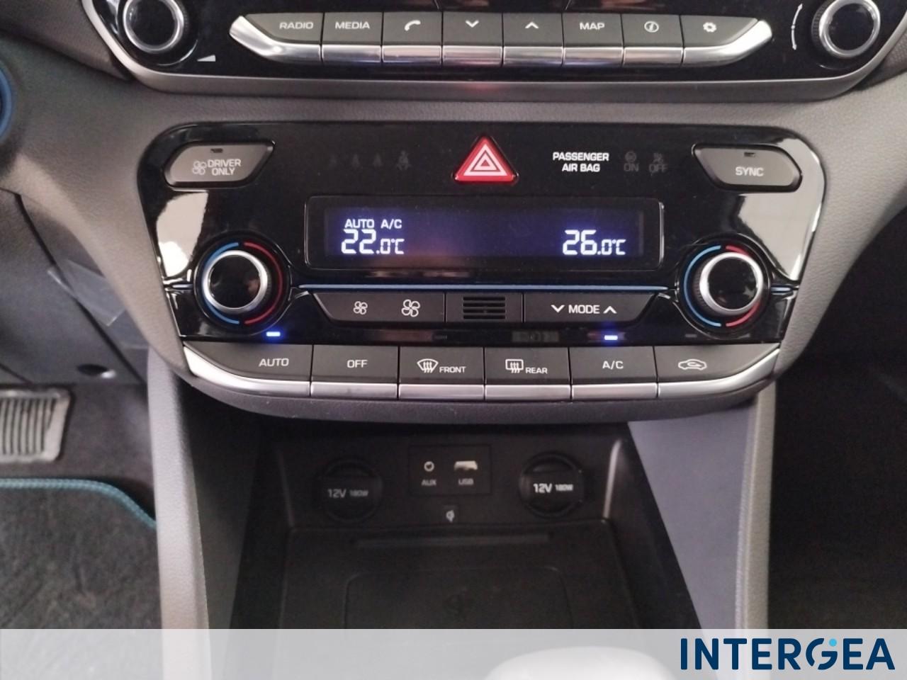 HYUNDAI Ioniq 1.6 hybrid Style 6dct my19