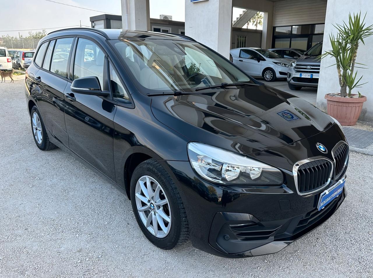 Bmw 216d Active Tourer Luxury 2019 UniPROP