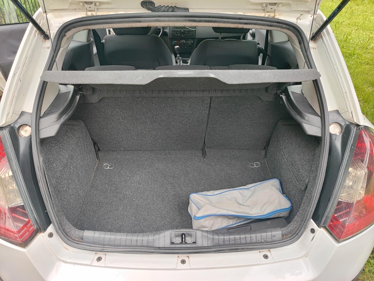 Fiat Stilo 1.6 Benz euro 4 lavori certificati neopatentati