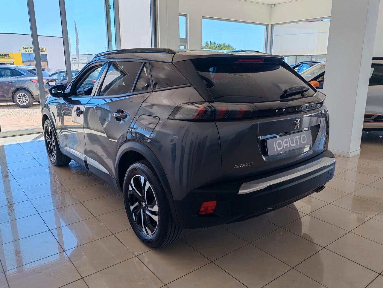 Peugeot 2008 BlueHDi 130 S&S EAT8 Allure 2021