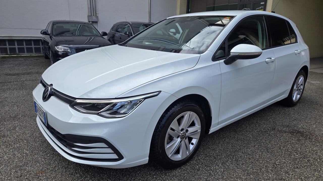 Volkswagen Golf 2.0 TDI SCR Style Neopatentati
