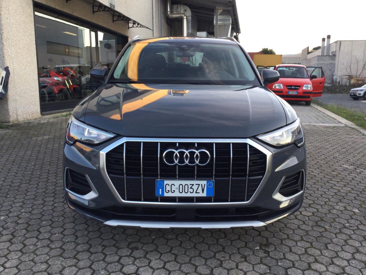 Audi Q3 35 TDI S tronic Business Advanced