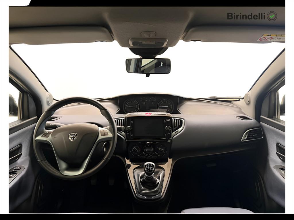 LANCIA Ypsilon 3ª serie - Ypsilon 1.0 FireFly 5 porte S&S Hybrid Silver