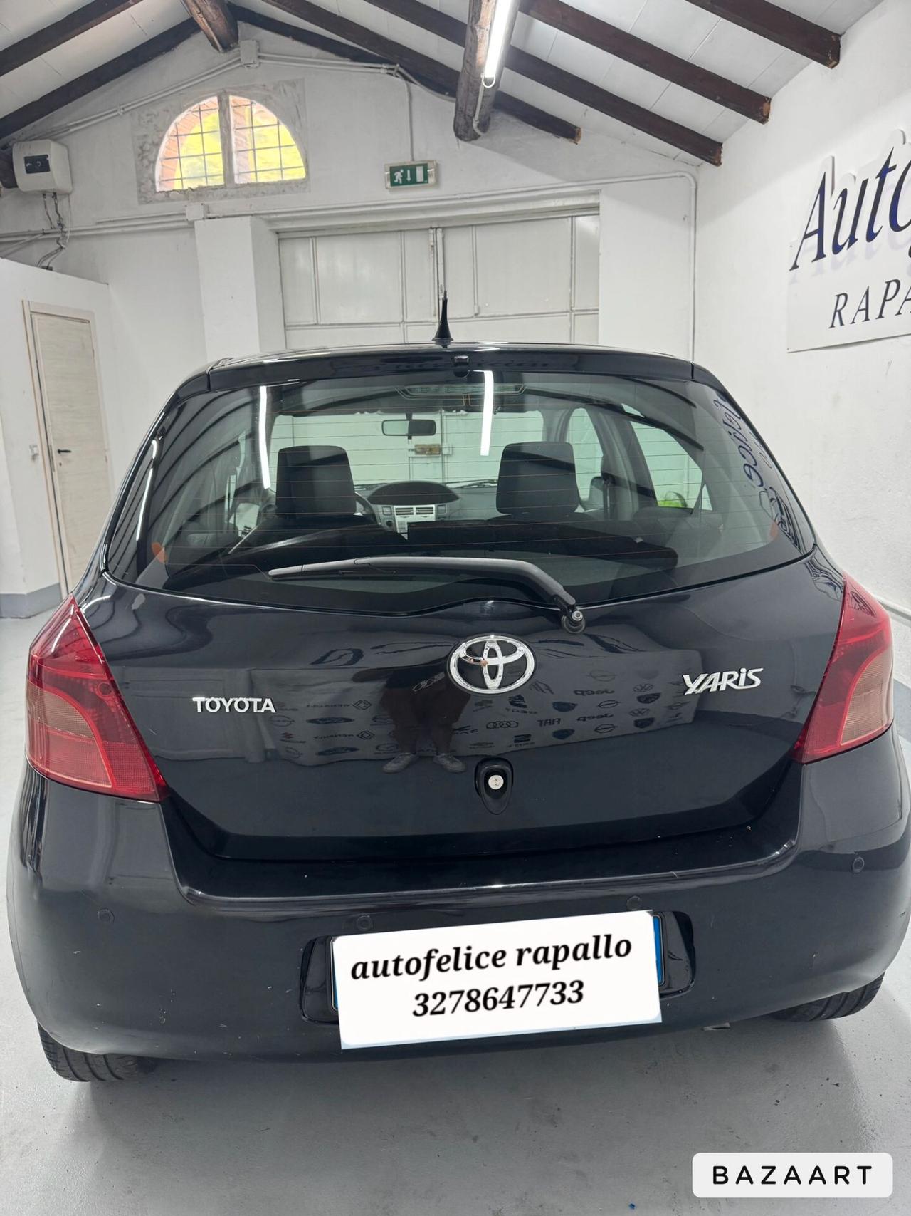 Toyota Yaris 1.3 5 porte