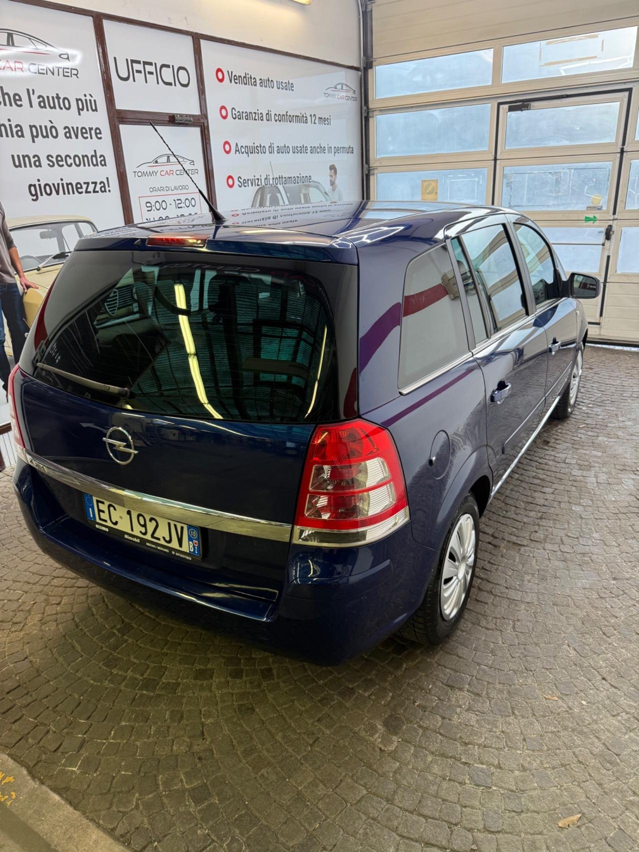 Opel Zafira 1.8 16V VVT Easytronic Cosmo