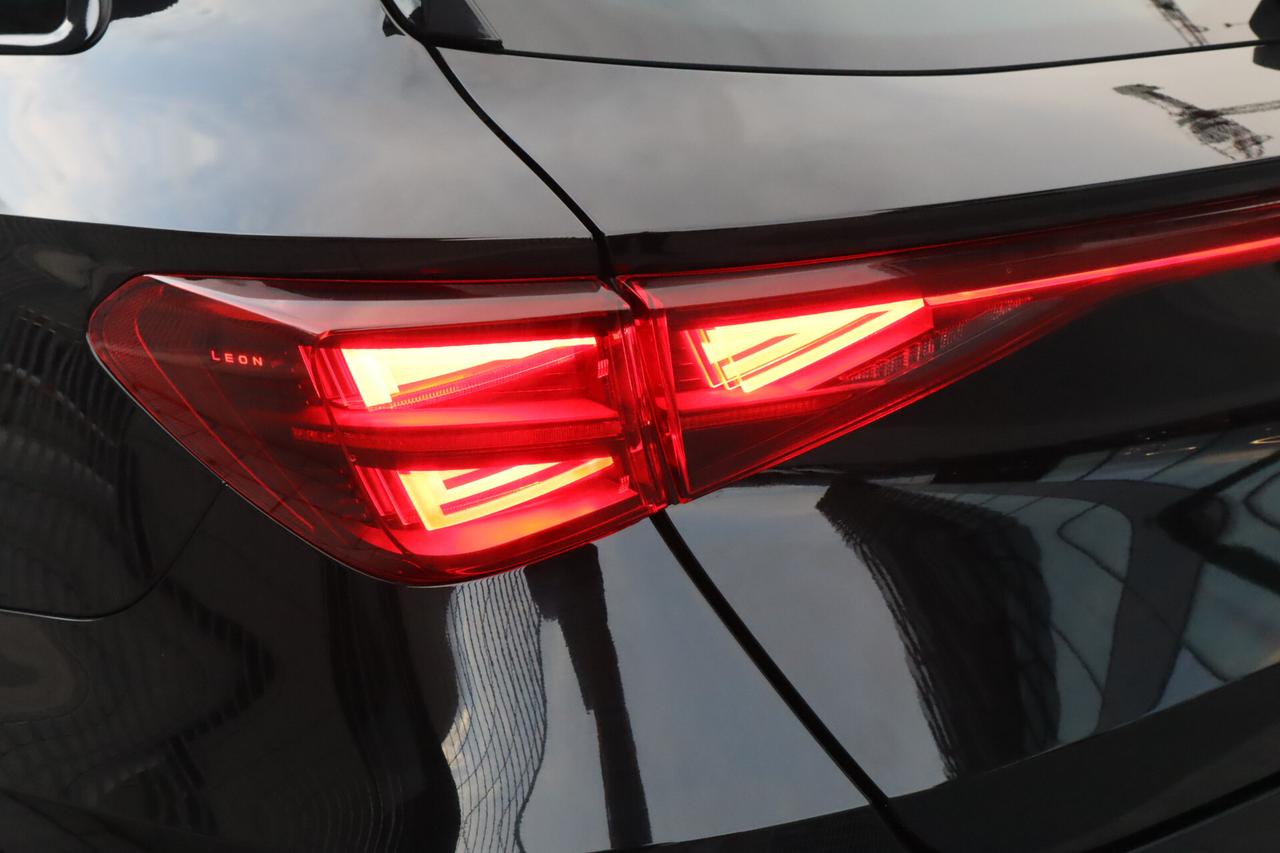 Cupra Leon Sportstourer 1.5 eTSI Hybrid 150 CV DSG