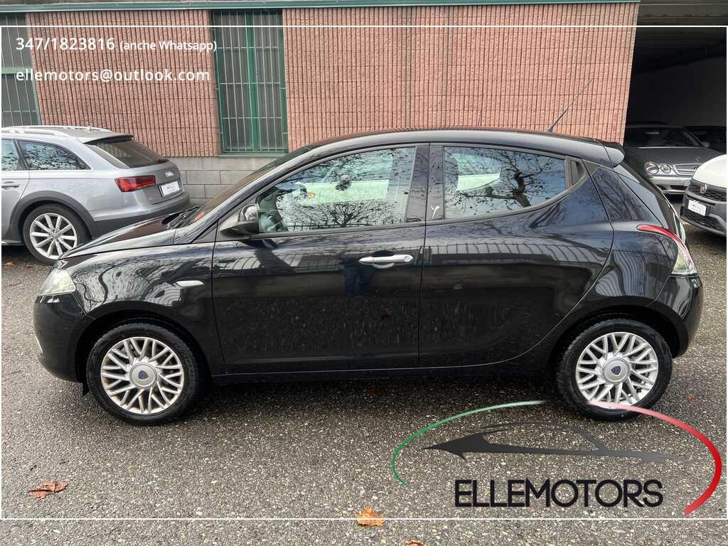 Lancia Ypsilon 5 Porte Ypsilon 1.2 5 POSTI - NEOPATENTATI