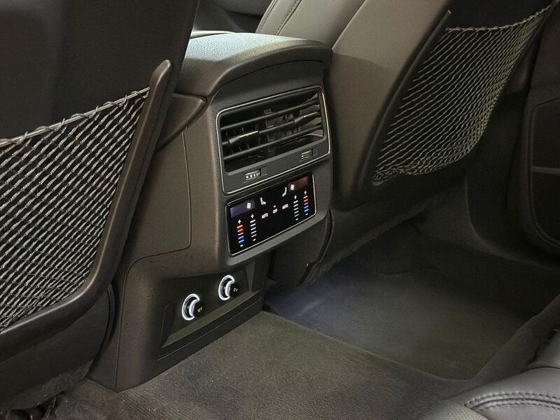 Audi Q8 Q8 50 TDI 286 CV quattro tiptronic