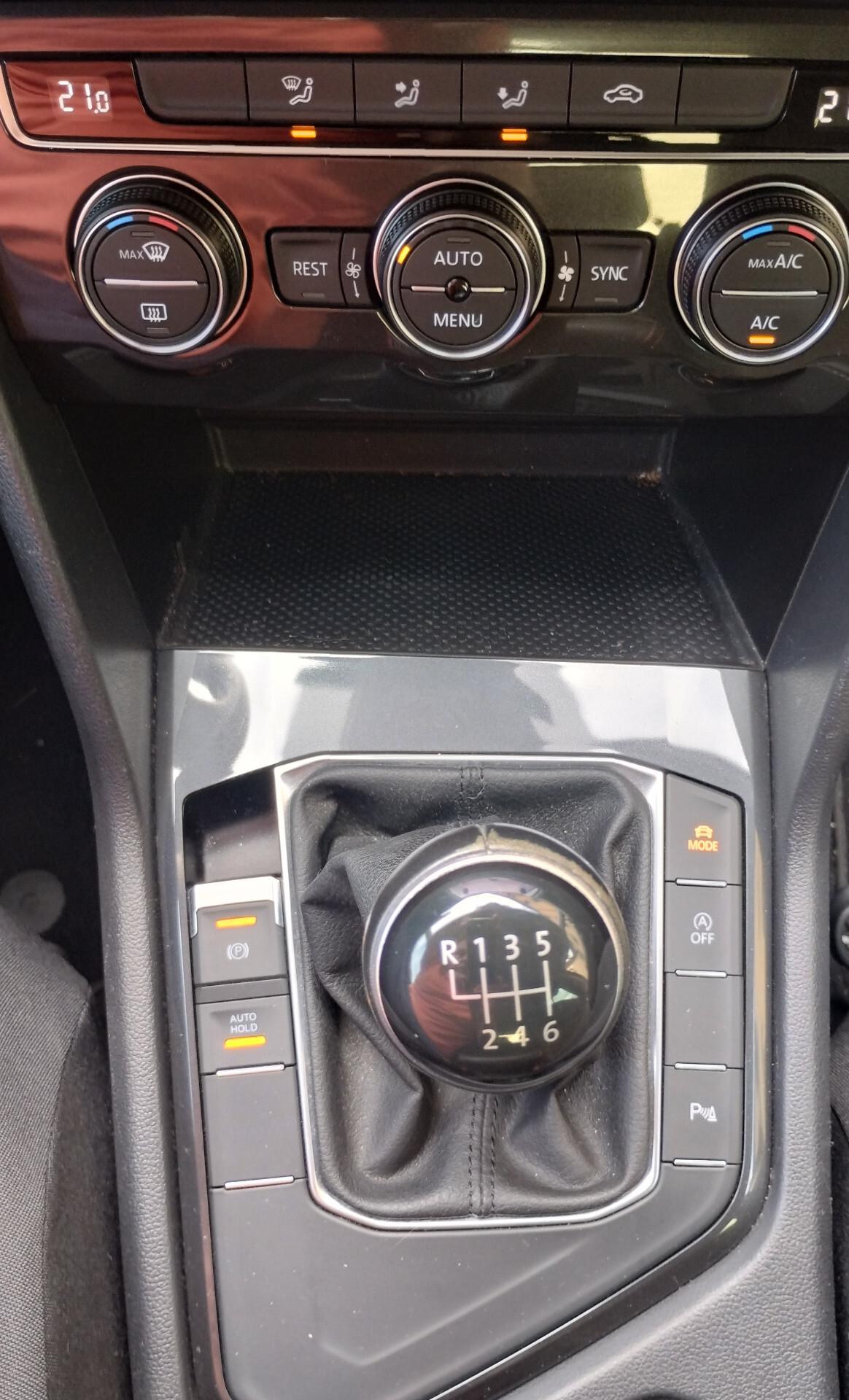 Volkswagen Tiguan 2.0 TDI SCR R-LINE BlueMotion Technology