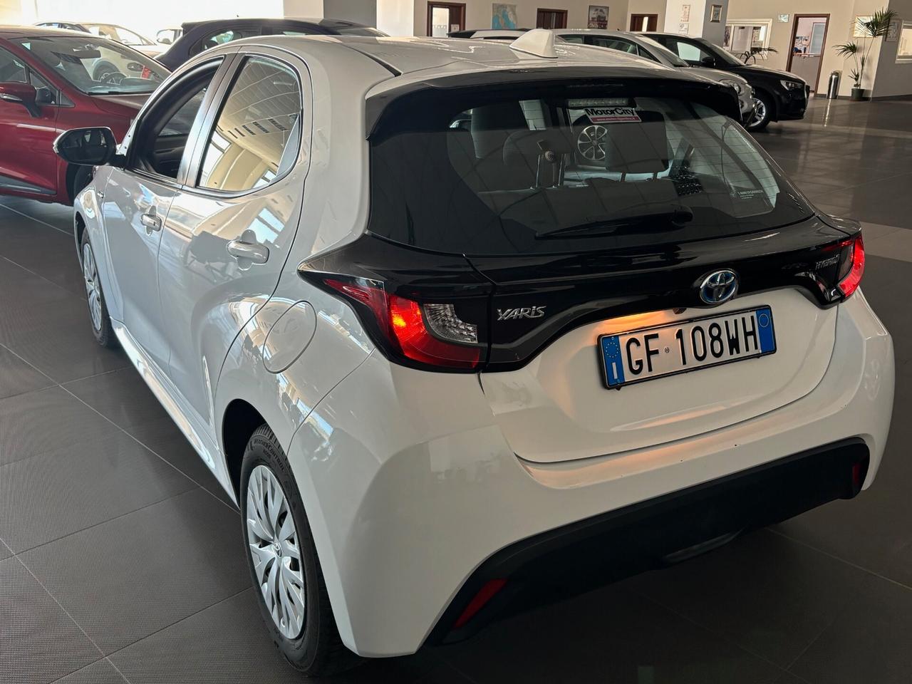 Toyota Yaris 1.5 Hybrid 5 porte Active