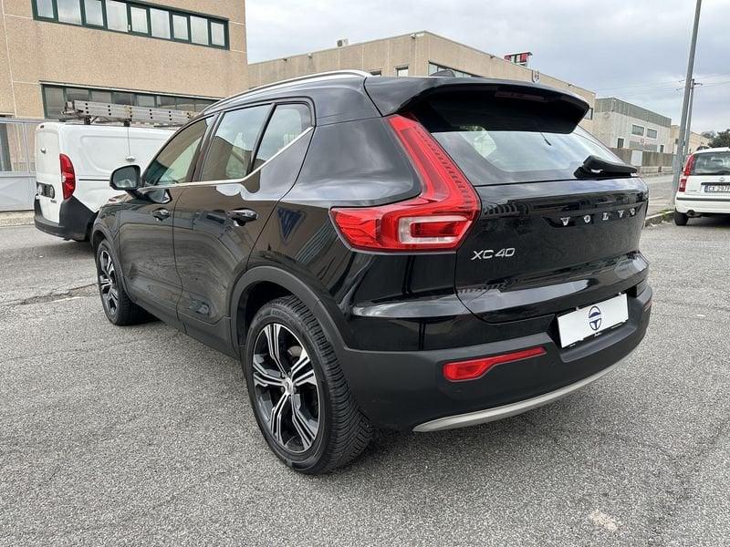 Volvo XC40 Recharge T4 Plug-in Hybrid auto Recharge R-Design
