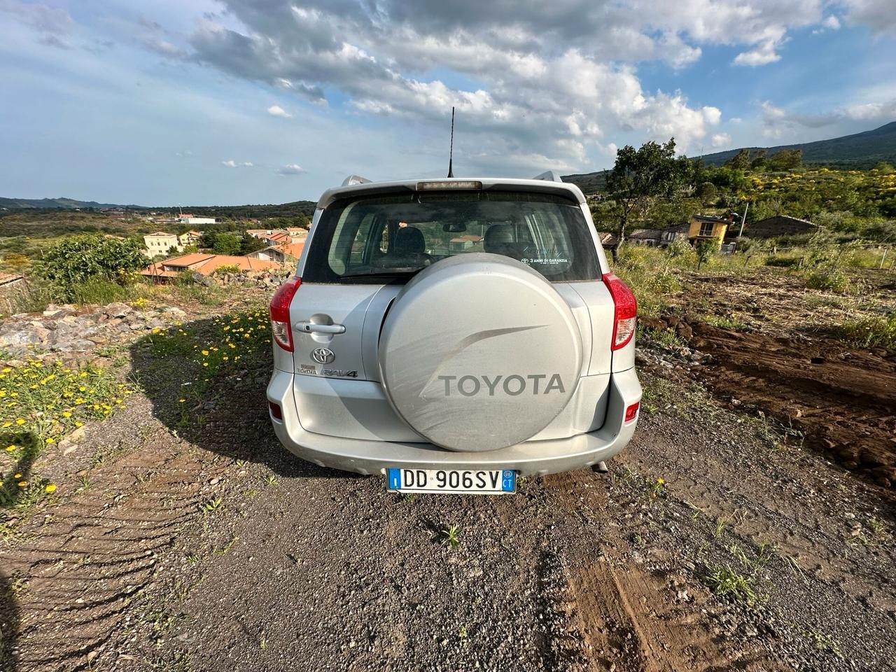Toyota RAV 4 RAV4 2.2 D-4D 136 CV
