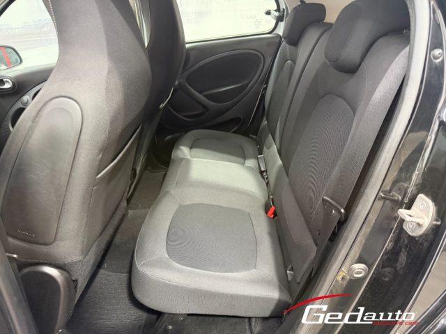 SMART ForFour 70 1.0 Passion LED