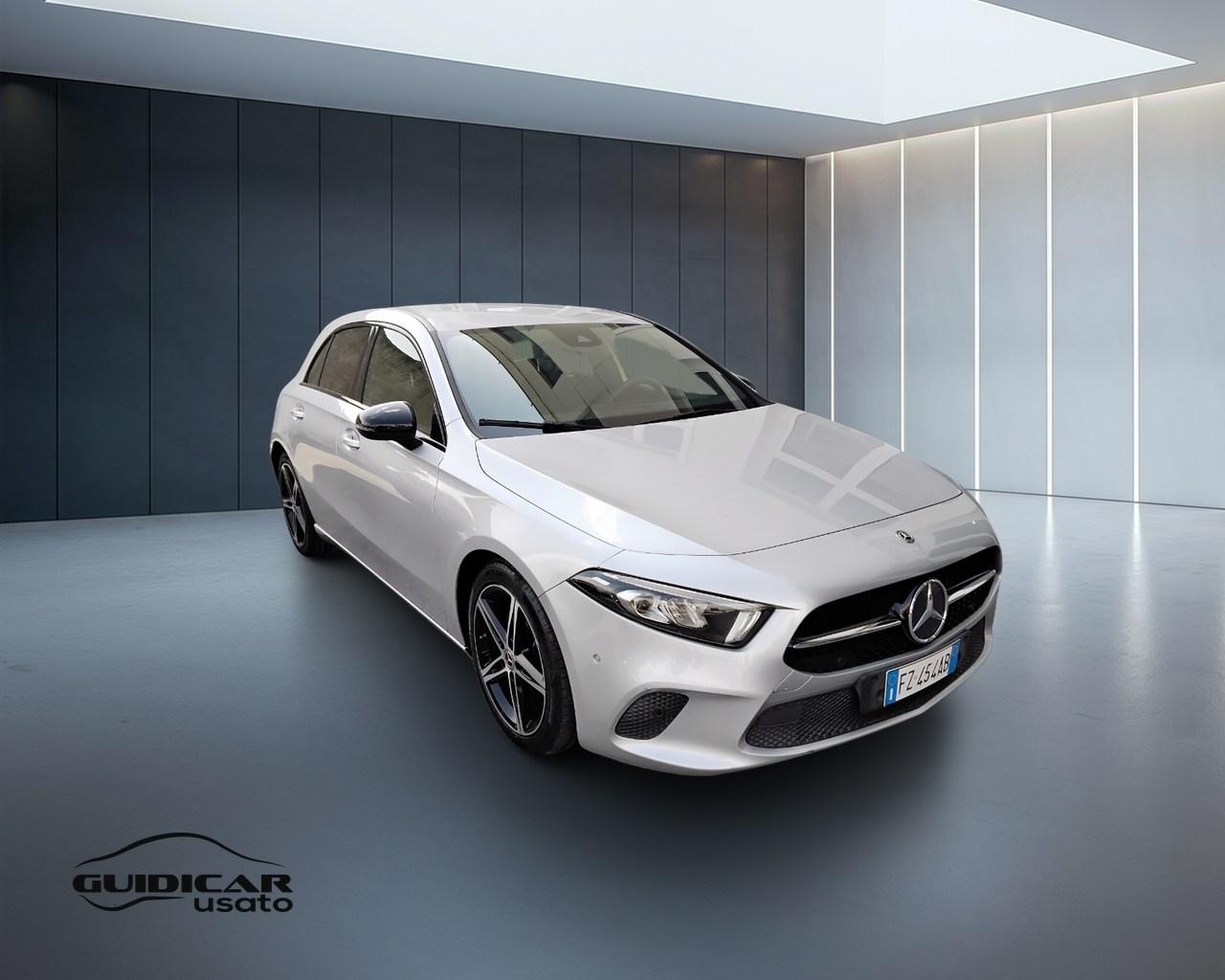 Mercedes-Benz Classe A - W177 2018 - A 180 d Sport auto