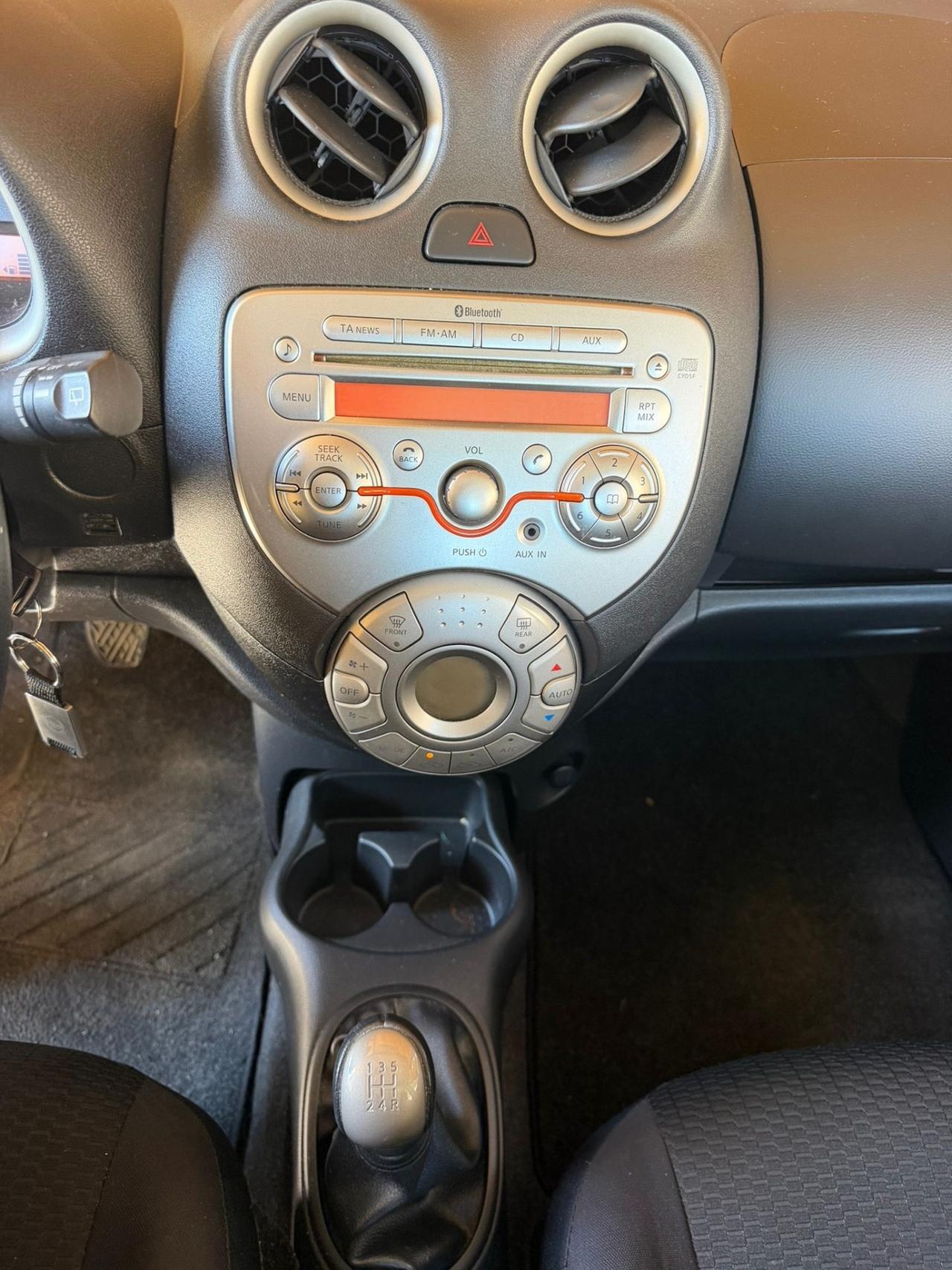 Nissan Micra 1.2 12V 5 porte Tekna neopatentati