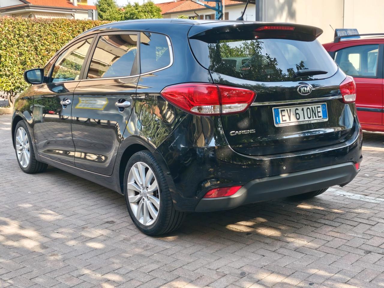 Kia Carens 1.6 GDI Cool