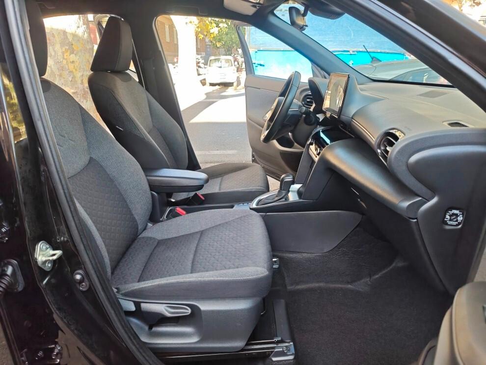 Yaris Cross 1.5 TREND SENZA VINCOLI DI FINANZIAMENTO