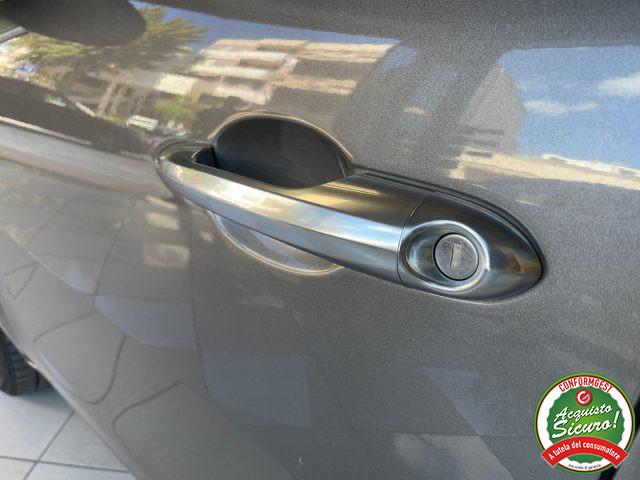 LANCIA Ypsilon 1.0 Hybrid Gold *CAR PLAY*LED