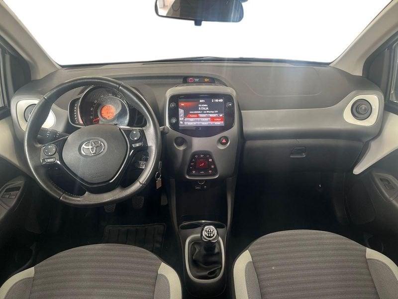 Toyota Aygo Aygo 5p 1.0 x-play 72cv