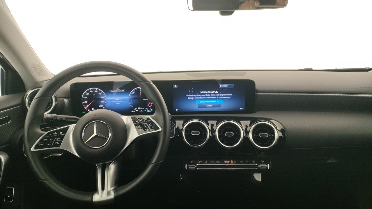 Mercedes-Benz A 250 e phev Progressive Advanced auto