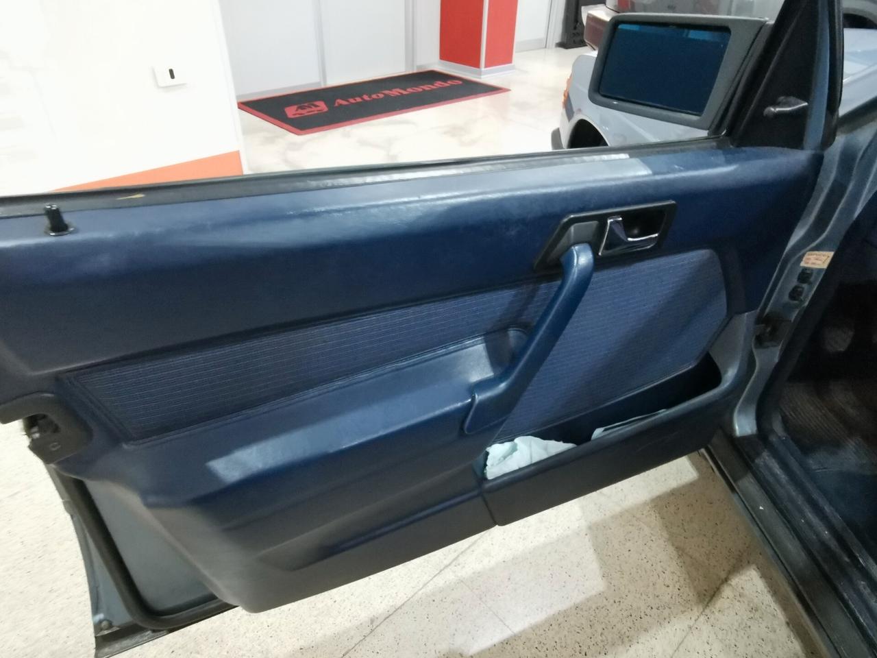 Mercedes-benz 190 2.0 E