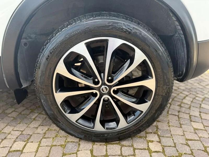Nissan Qashqai 1.5 dCi DPF 360