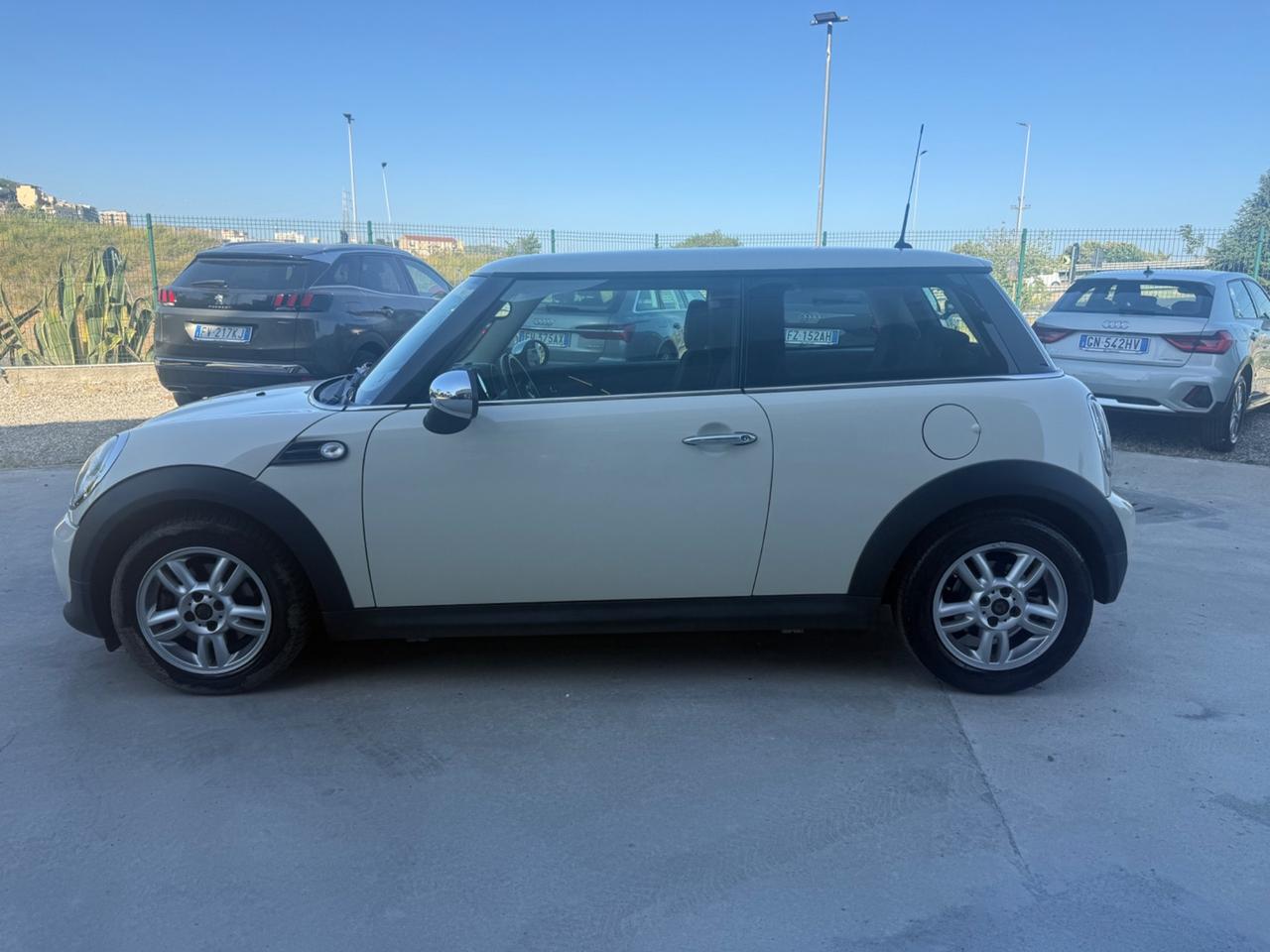 Mini 1.6 16V One (55kW)