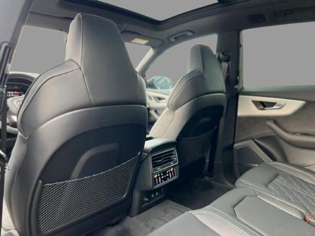 AUDI SQ8 SUV TFSI quattro tiptronic sport attitude